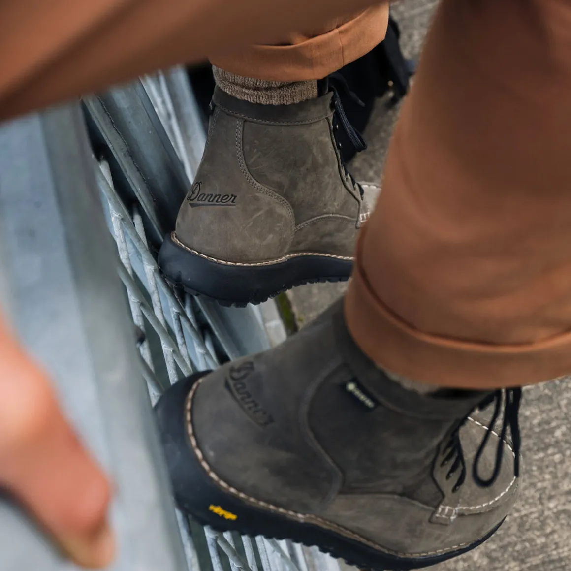 New Danner Logger Moc 917 GTX Charcoal