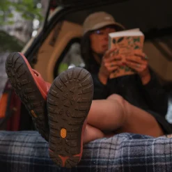 Online Danner Shelter Cove Potter'sClay