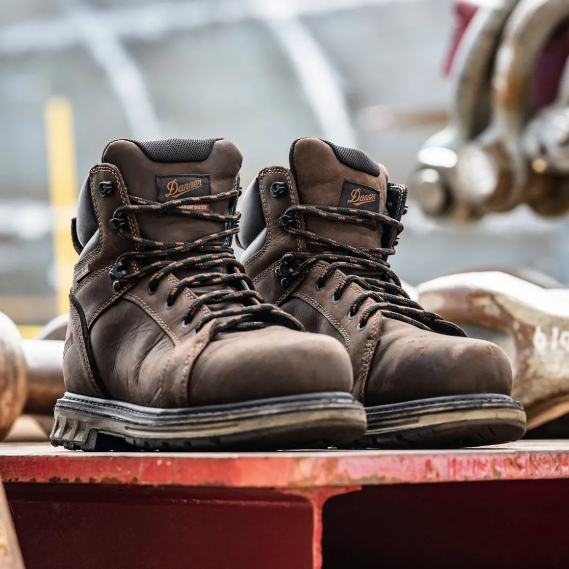 Online Danner Steel Yard Brown